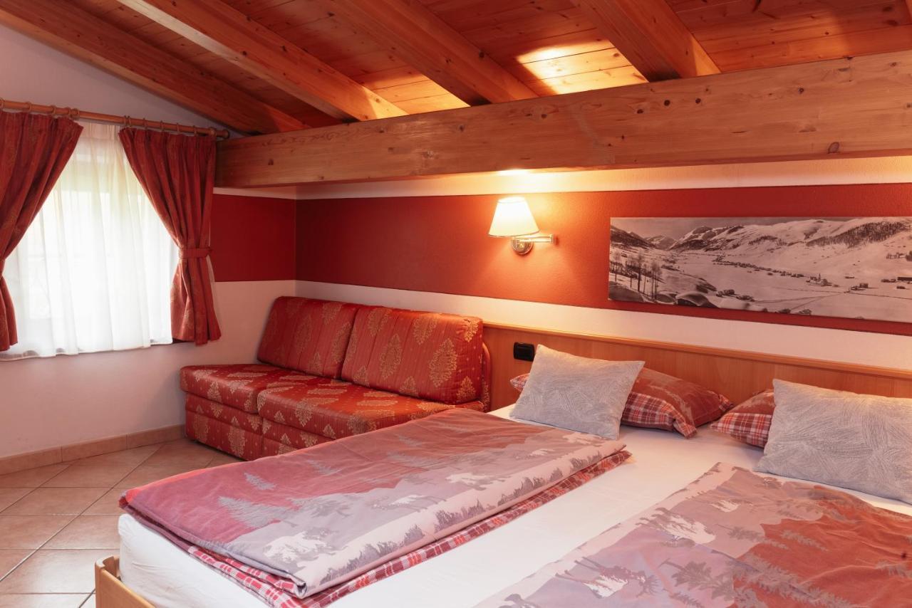Hotel Garni Rin Da Rin Livigno Eksteriør billede