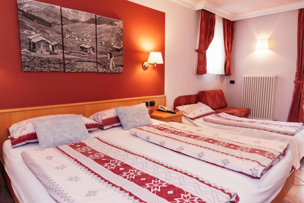 Hotel Garni Rin Da Rin Livigno Eksteriør billede